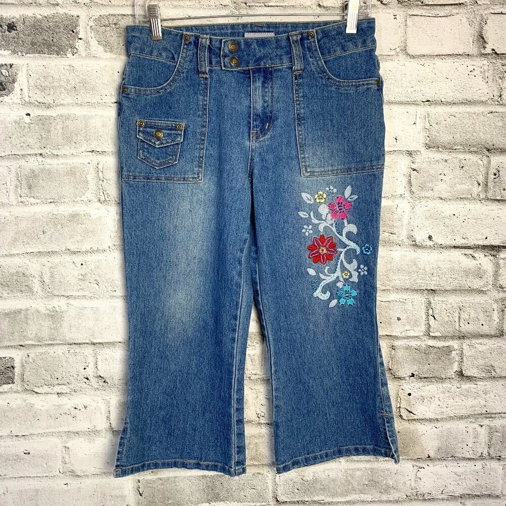 Vintage Y2K Capri Jorts Embroidered Denim Mid Rise Jeans